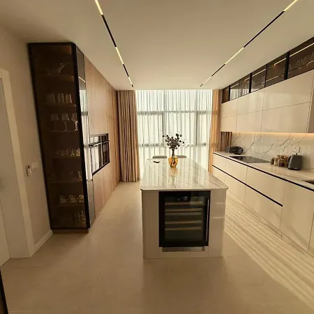 וילה Luxury Pool Paskuqan - Lakeside *